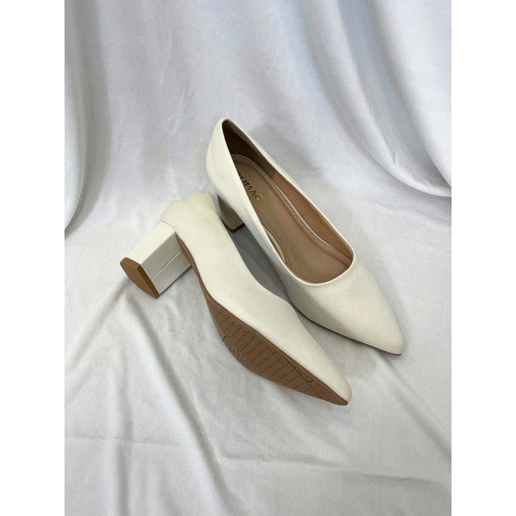Giày Cao Gót Nữ 6cm GUMAC Da Mềm Mũi Nhọn Form Basic Thanh Lịch GF12070