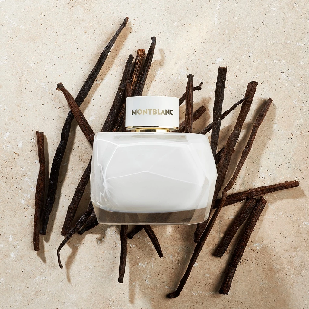Montera Vanilla Petals by Fragrance World