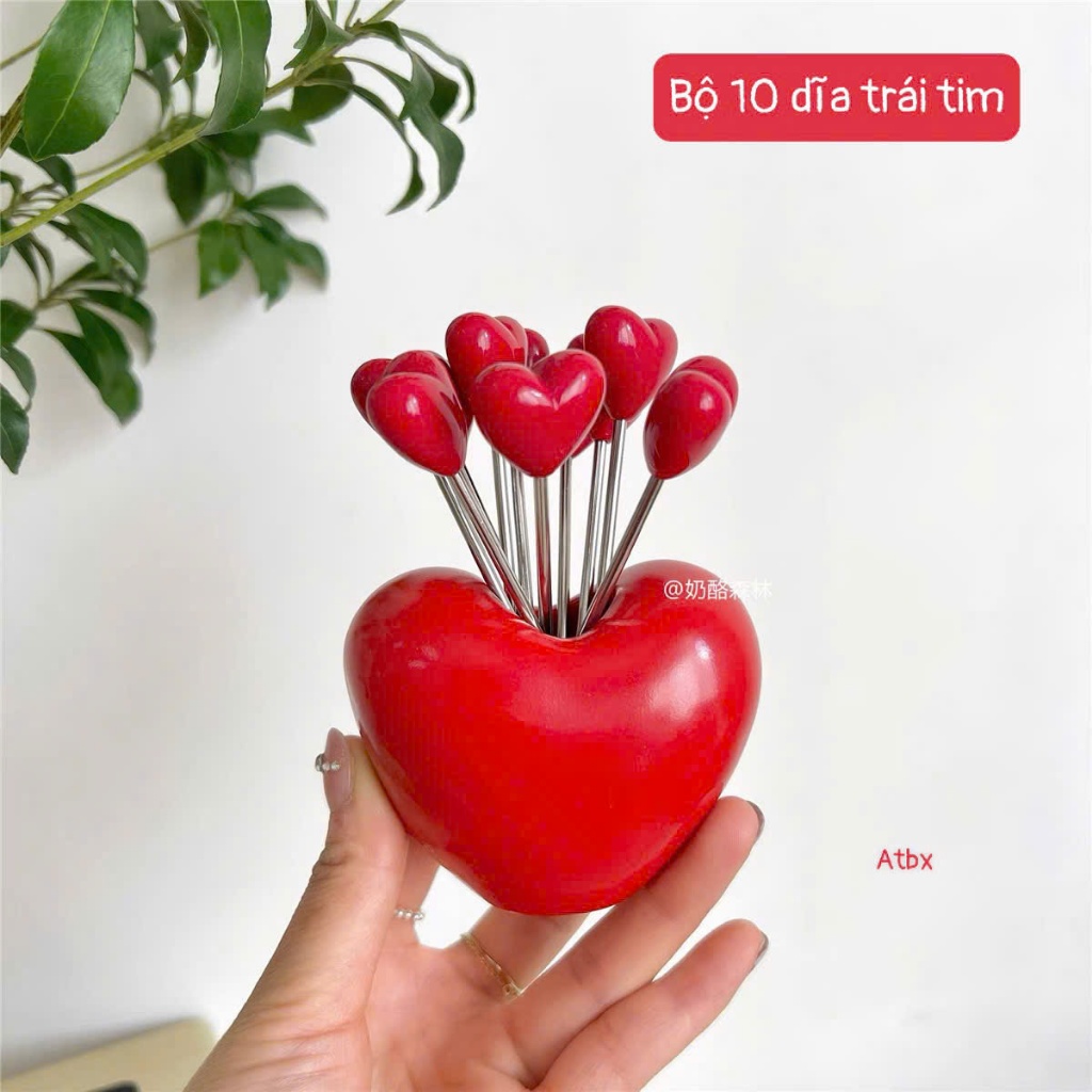 Bộ 10 Nĩa Trái Cây Inox Hình Trái Tim Kèm Hộp Đựng Trang Trí Bàn Ăn, Dùng Ăn Hoa Quả – Tráng Miệng – Tiệc