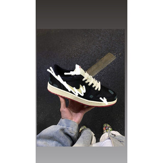 Sneaker Low-Top Đen Kem Vintage – Giày Thể Thao Thời Trang Unisex, Phối Màu Cá Tính, Đi Học Đi Chơi Đều Đẹp
