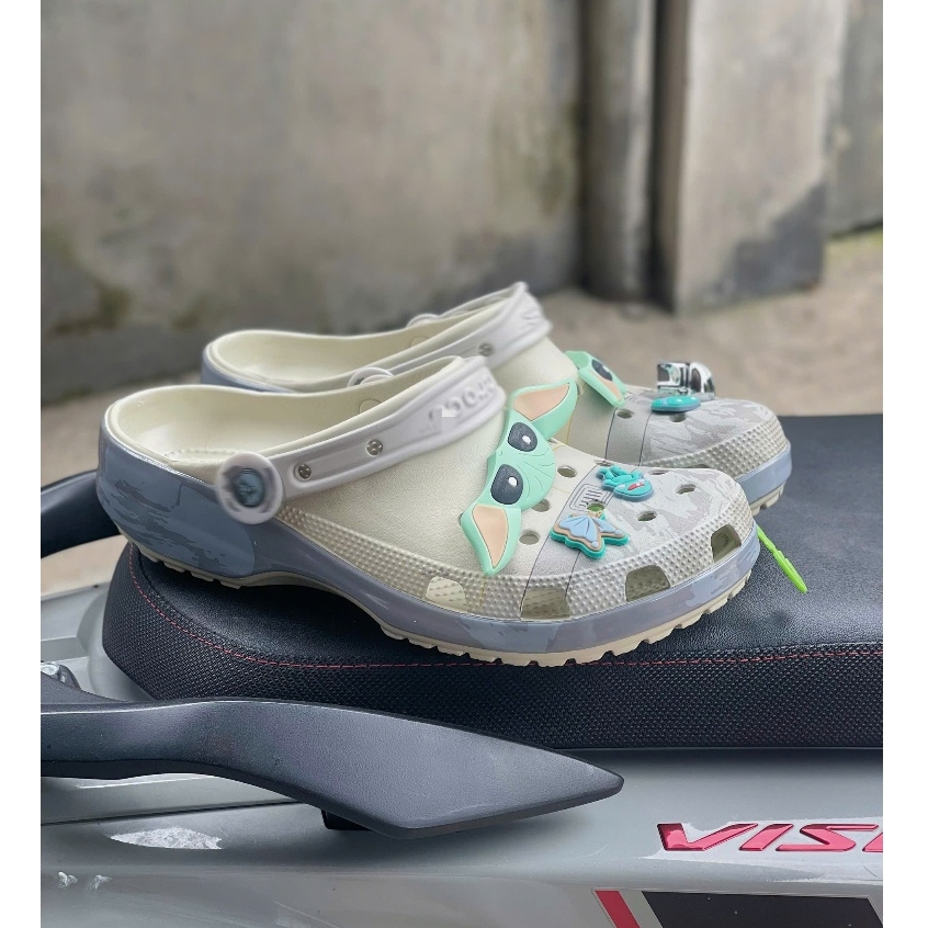 Dép Sục Cross Star Wars Grogu Classic Clog Bone