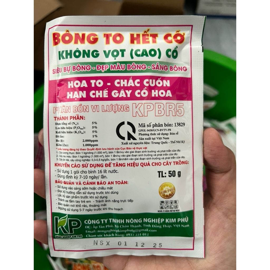 Phân bón BÔNG TO HẾT CỠ, bự bông đẹp màu bông, hạn chế gãy cổ hoa gói 50g