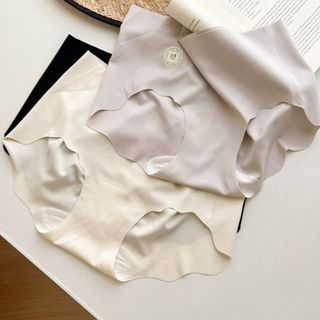 Quần Lót Nữ Su Trơn Không Đường May Ôm V3 Tôn Dáng, Quần Chip Mềm Thoáng Đáy Dán 2 Lớp King Shop L-074
