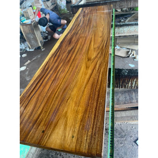 Gỗ me tây: 50-60 x 200 x 3.4cm (Sơn 1 măt)