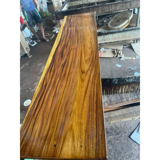 Gỗ me tây: 50-60 x 200 x 3.4cm (Sơn 1 măt)
