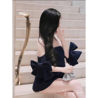 Áo nữ trễ vai nơ xinh diện chơi mix quần sooc trẻ trung a4