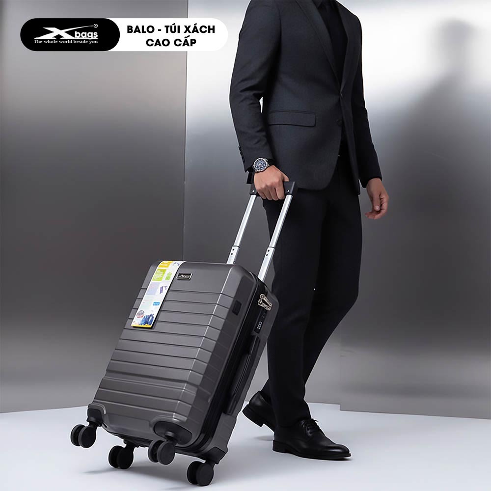 Vali Kéo Cao Cấp Sang Trọng Xbags Dark Titan Pro XB6104 Màu Xám, Khóa TSA, Cổng Sạc USB Tiện Lợi!