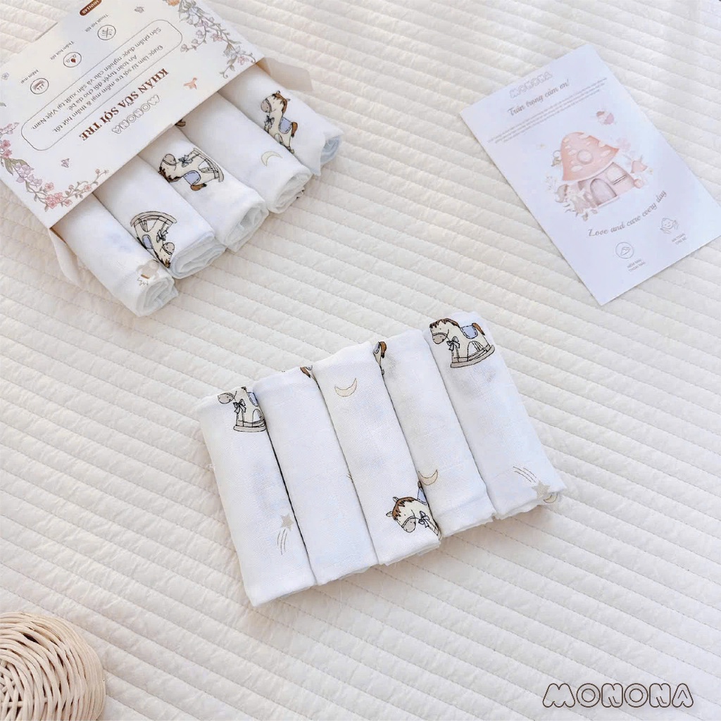 Khăn sữa sợi tre MONONA thấm hút vượt trội, kháng khuẩn đặc biệt, thích hợp với làn da nhạy cảm của con yêu