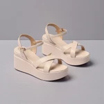 Giày Sandal Đế Xuồng 7cm Quai Chéo Thời Trang Pixie P207 — ảnh 7