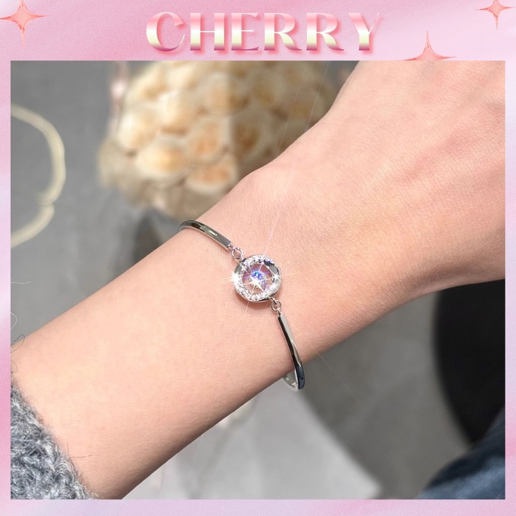 Vòng tay titan không gỉ mặt đá nhảy bắt sáng lấp lánh kèm túi và hộp cao cấp CHERRY