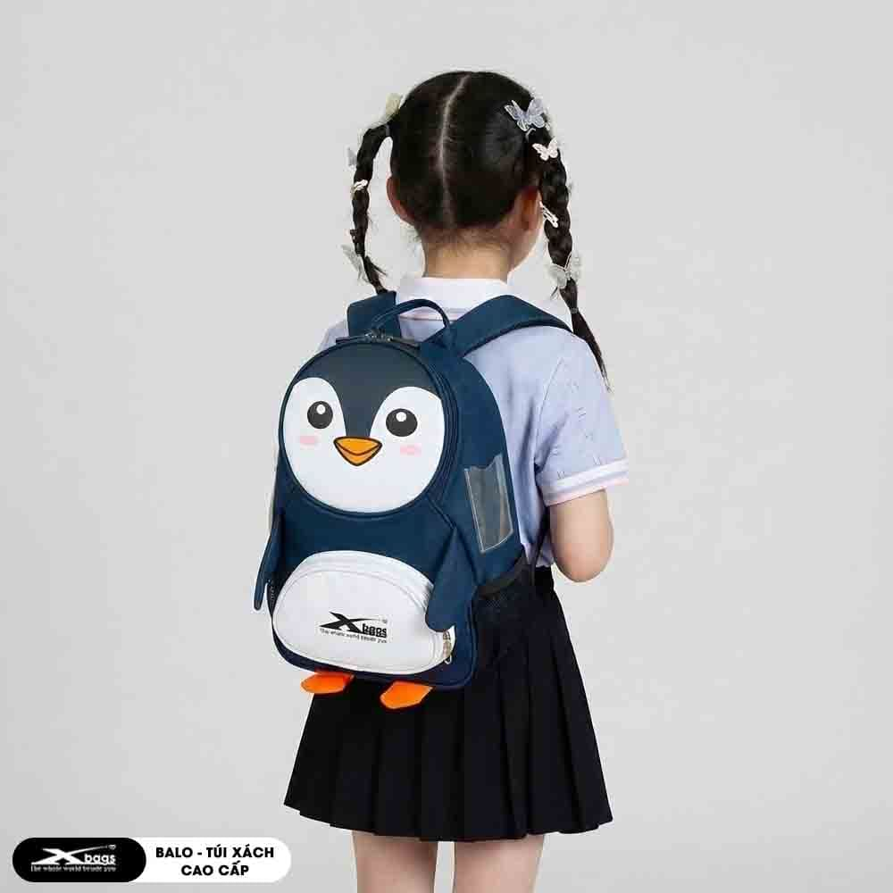 Balo Học Sinh Mầm Non Xbags Penguin XB3019 Hình Chim Cánh Cụt, Đáng Yêu, Nhẹ, Bền, An Toàn Cho Bé!