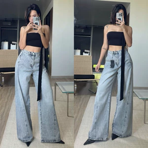 JN221 - Jeans suông phối sườn túi chéo
