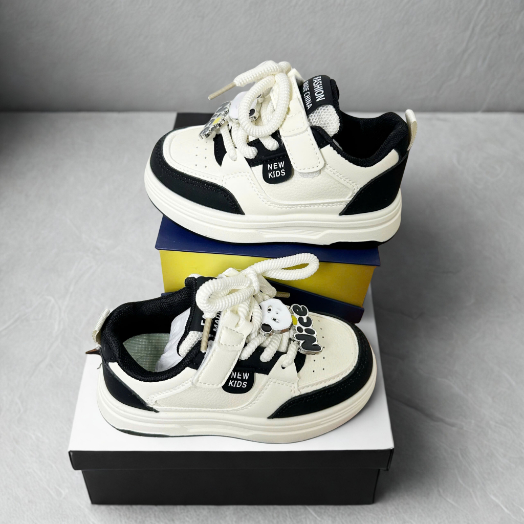 [M138] Giày Thể Thao Bé Trai Bé Gái Siêu Nhẹ - Giày Sneaker Trẻ Em Phong Cách Hàn Quốc Mới 2026 Đi Học, Đi Chơi  TH Kids