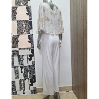 Jumpsuits trắng choàng liền ngoài vnxk dư GLAMOUR