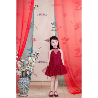 Váy yếm trung thu cổ thêu kim sa màu đỏ cho bé gái