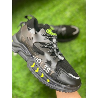 giày ngẫu nhiên, shop xả hàng ạ, lẻ size