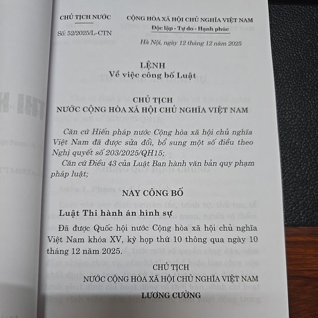 Sách - Luật thi hành án hình sự năm 2025 (NXB Chính trị quốc gia sự thật)