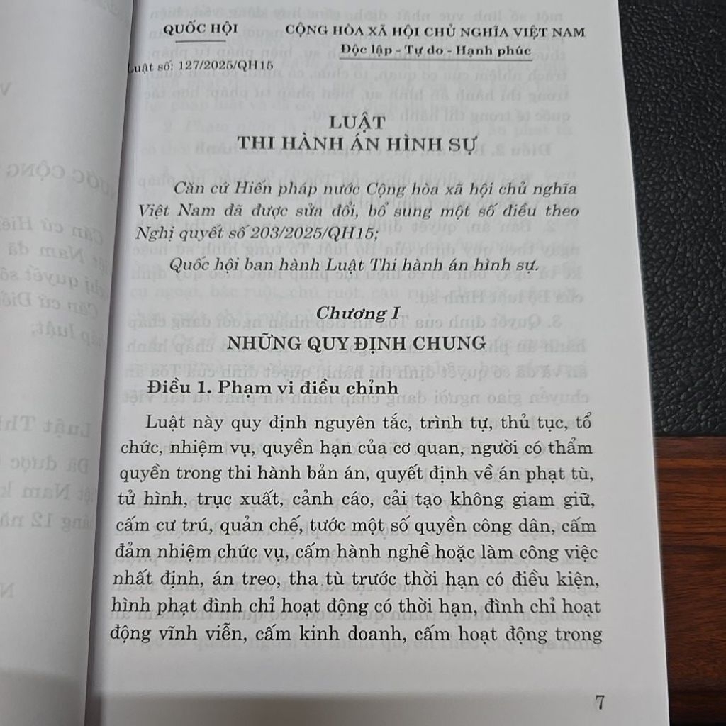 Sách - Luật thi hành án hình sự năm 2025 (NXB Chính trị quốc gia sự thật)