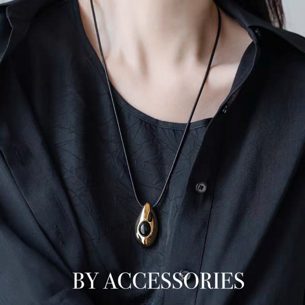 Dây chuyền nữ unisex titan mặt hình giọt nước khảm đá mã não đen dây da thời trang cá tính không gỉ WN2615 BY ACC