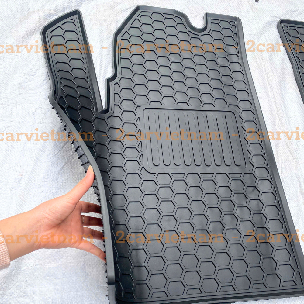 Thảm LÓT SÀN CAO SU xe MITSUBISHI DESTINATOR loại đúc dày dặn, 3 hàng ghế dễ vệ sinh