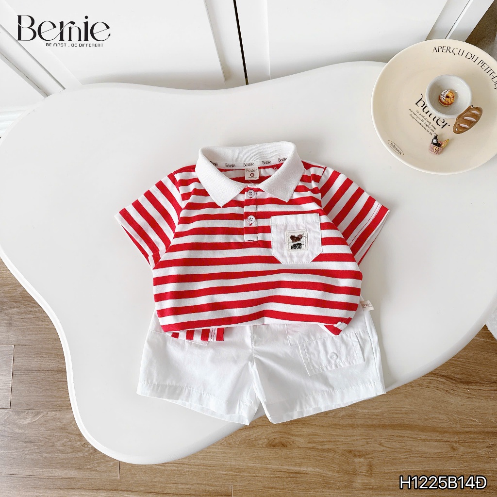 Bộ polo kẻ đỏ tag gấu phối quần kaki, bộ polo cotton vảy sơn sành điệu bé trai H1225b14Đ
