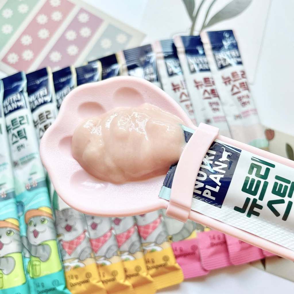 Súp thưởng dinh dưỡng cho mèo Nutri Stick vị Cá ngừ & Cá hồi, Gà 14g