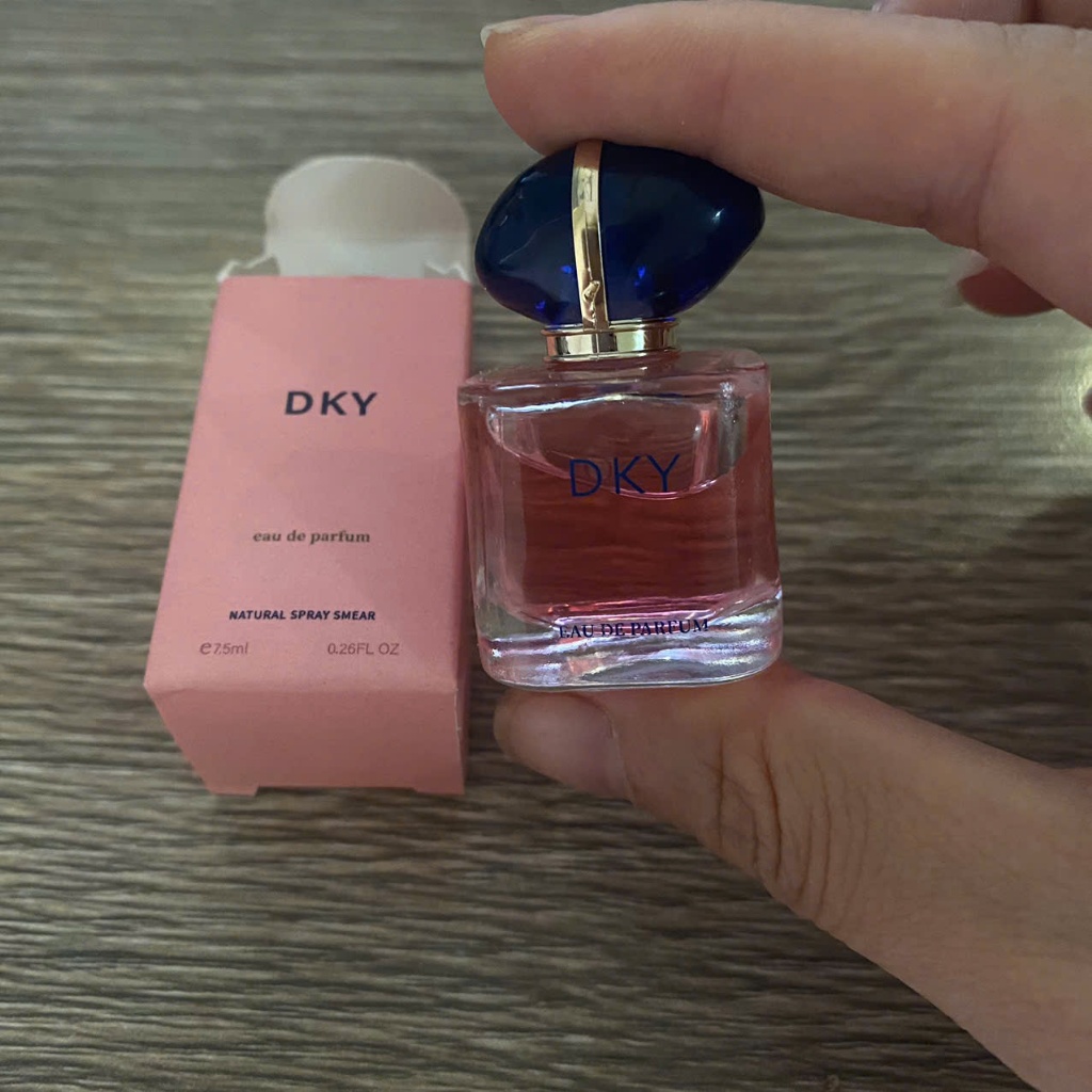 Nước Hoa Mini Vùng Chữ Tam Giác Dành cho Phái Nữ, Bí Ẩn Và Thơm Cuốn Hút 7.5ml Số Lượng Còn Ít Hàng Cao Cấp Sale