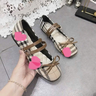 Giày bệt búp bê hai quai cài màu nâu kẻ xinh Q70