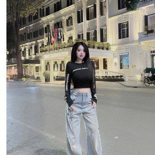 Áo Thun Cổ Tròn Dáng Dài In Chữ Tay Fit Dáng