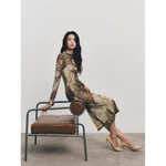 [HOT DEAL 30%] Đầm Body Dài Tay Họa Tiết Art Print, Váy Midi Ôm Dáng Thanh Lịch Thu Đông - GRINDY DRESS - TWVMD001S257 — ảnh 4