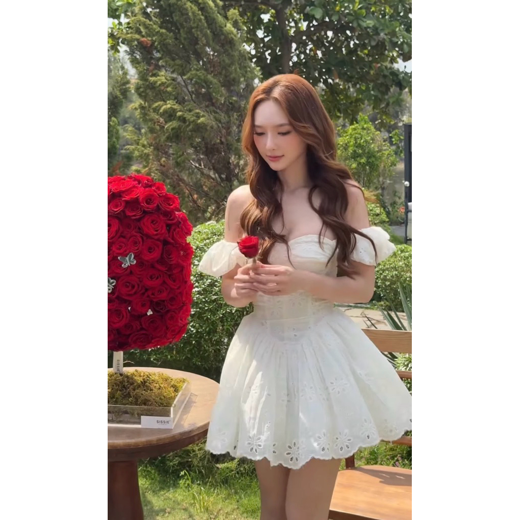 Mona dress vải boi tùng xoè bồng