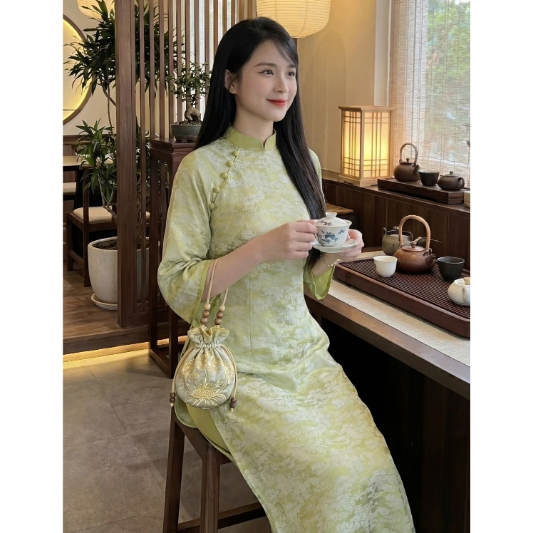 Áo dài cách tân dáng ôm phối cổ cúc tay lỡ lụa gấm phối viền + Quần dài ống rộng mặc đi chơi lễ tết truyền thống T1448G