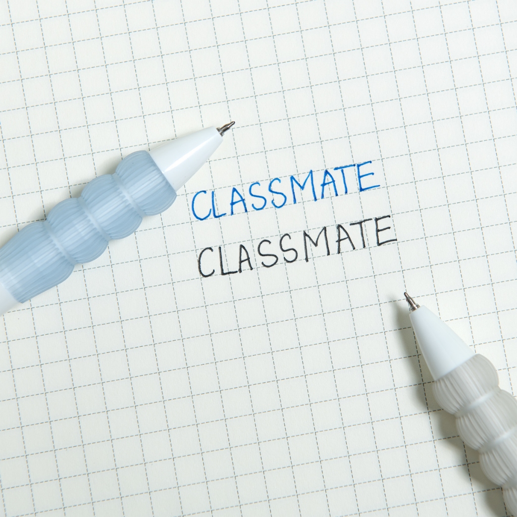 Hộp 10 Bút Gel Bấm Classmate Thay Được Ngòi, Đệm Tay Cao Cấp Chống Chai Tay, Ngòi Siêu Trơn 0.5mm, Mực Nhanh Khô GP115