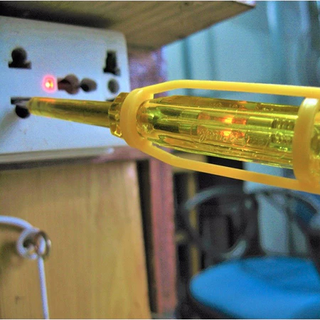 Bút thử điện Stanley chất lượng cao, bút đo điện kiểm tra dòng điện 100-500V an toàn, chính xác