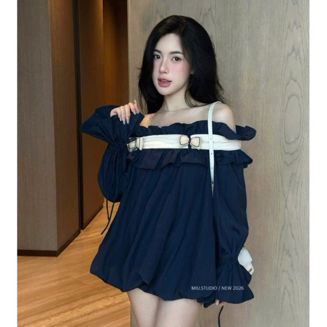 MIU.STUDIO • Áo váy trễ vai phối bèo tay bồng đính nơ viền đá cao cấp , Áo trễ vai tiểu thư from bí bồng xoè kèm quần