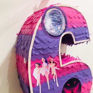 Pinata đập kẹo Demon Hunter number 6 dành cho bé