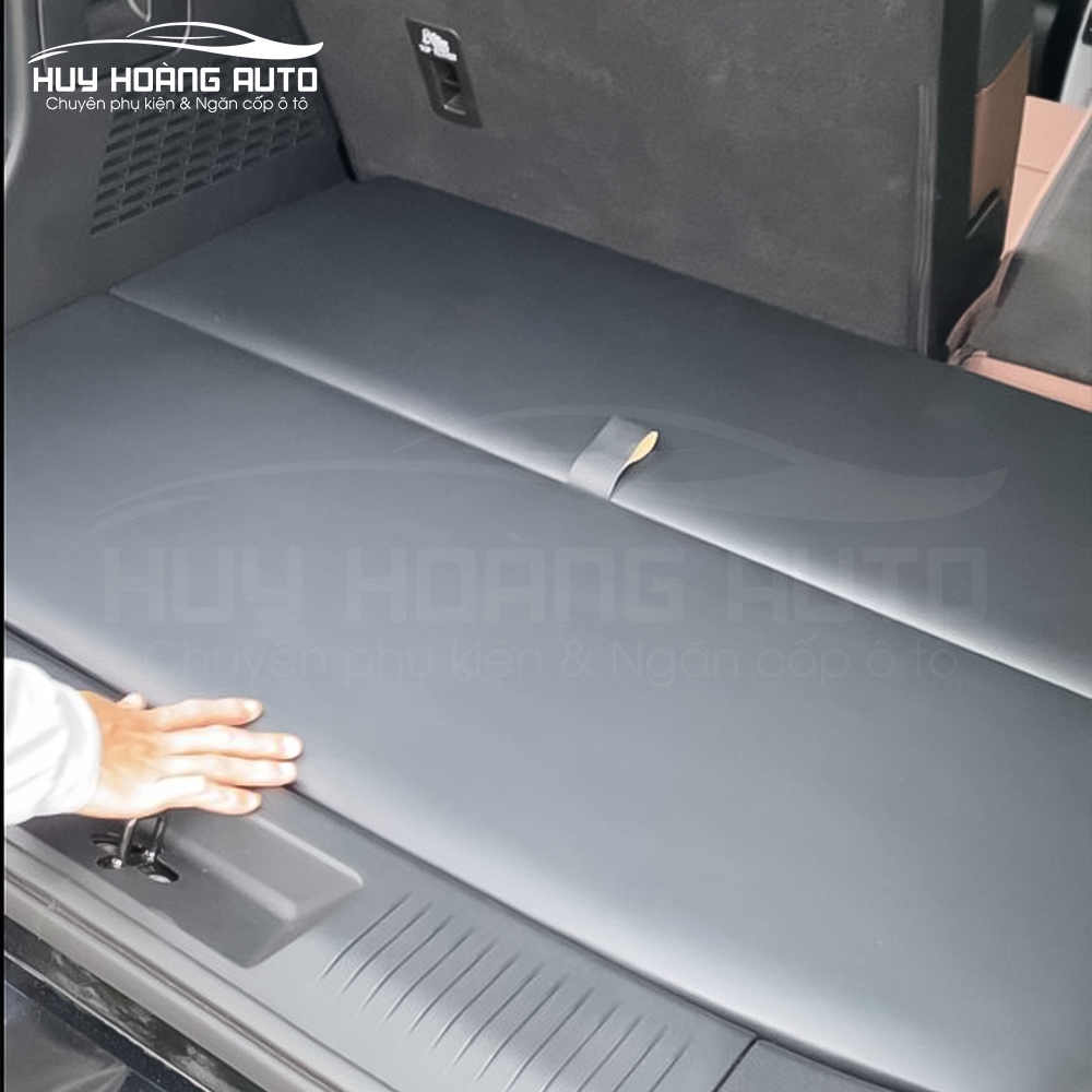 Tấm Ngăn Cốp Dưới Cho Xe VinFast VF7 Giúp Tận Dụng Tối Đa Không Gian Để Xe Gọn Gàng và Thẩm Mỹ