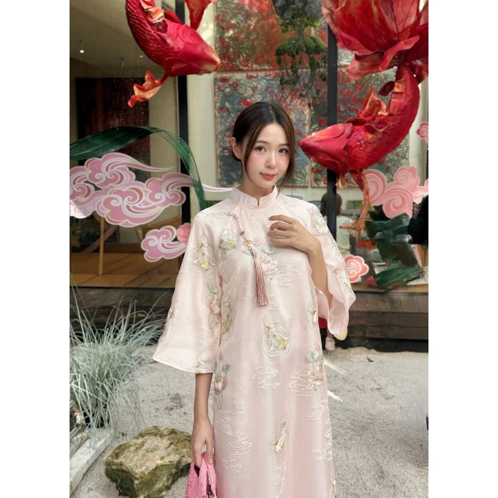 Áo Dài Cách Tân Tết Dáng Suông 4 Tà Chất Tơ Óng Thêu Hoa Nổi Sang Trọng, Set Áo Dài Nữ Tay Loe Màu Pastel Đi Chùa T1454G