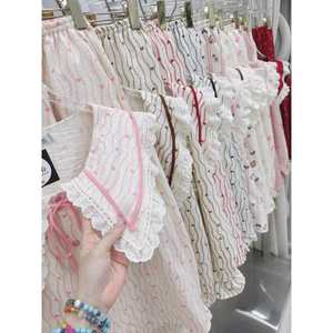 DD Cổ Nhọn Tiểu Thư Bảng Màu Mới Xinh