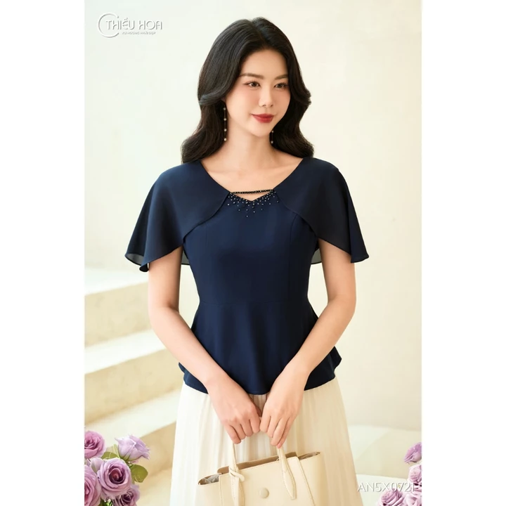 Áo kiểu trung niên vải lụa cao cấp dáng Peplum ôm nhẹ phần eo thương hiệu Thiều Hoa AN5X0721