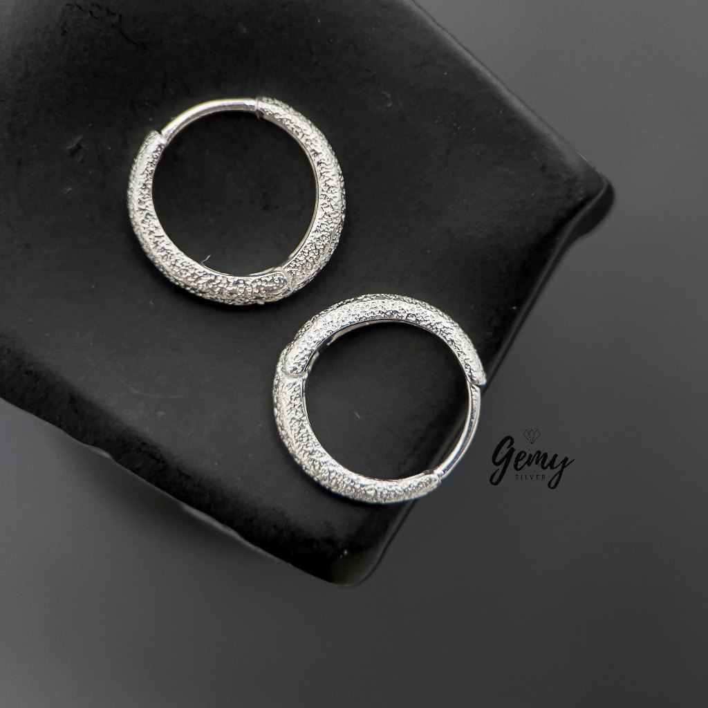 Khuyên tai nam tròn bạc 925 Galaxy thiết kế nhám kim tuyến unisex (1 chiếc) KN63 | GEMY SILVER