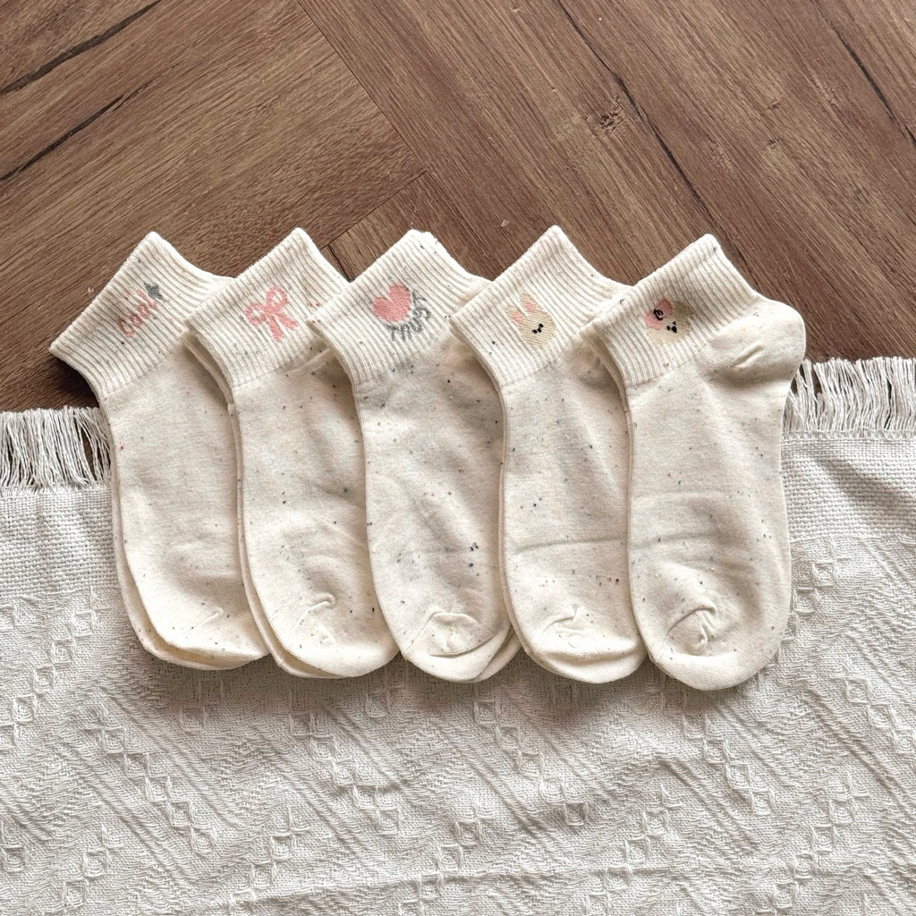 Tất Vớ Nữ Cổ Lửng Phong Cách Dễ Thương Dập Hình Nơ Thỏ Hoa Chất Cotton Co Giãn Mềm Mại Thấm Hút Màu Trơn