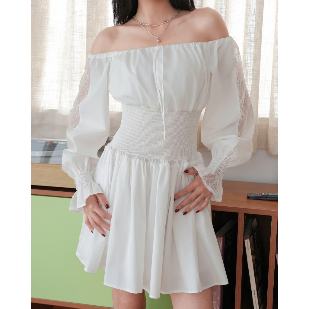 Đầm Nữ ASTRUCK DRESS Trễ Vai Tay Dài Phối Ren Dịu Dàng SECODEE