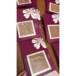 [USA]Sample phấn tạo khối Số 1 Thế Giới Hoola Benefit Mẫu test 0,05gr