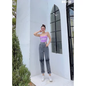 baggy jeans nữ phối màu thời trang