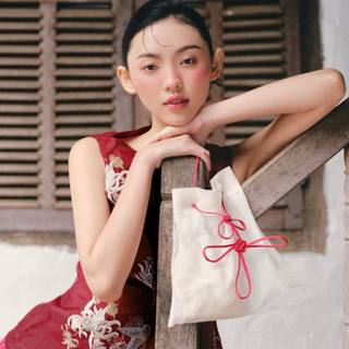 Áo OLV cổ thuyền thêu hoa truyền thống Red Embroidered Tie Top phù hợp đi chơi lễ tết