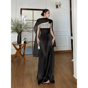ĐẦM LỤA MERMAID PHỐI KIM SA LẤP LÁNH DÁNG DÀI TÔN DÁNG FFCLUB