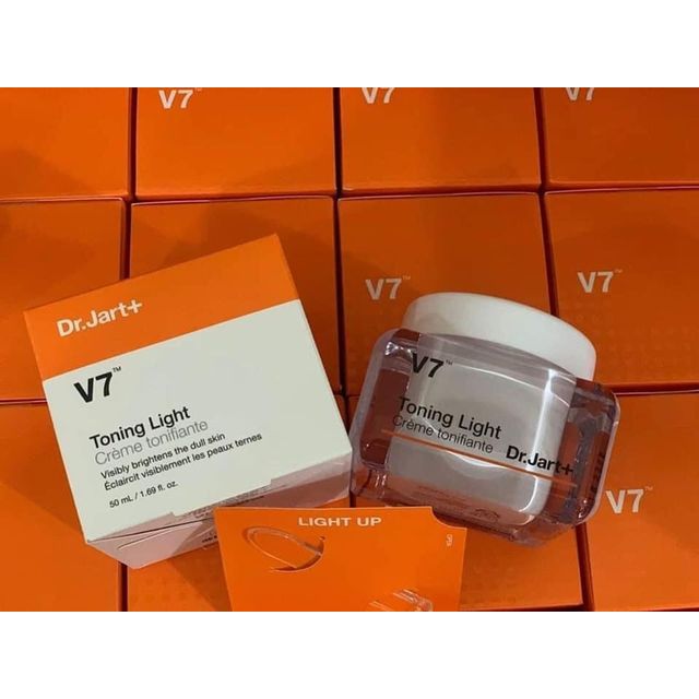 Kem dưỡng da V7 Toning Light Dr.Jart+ (50ml) - Hàn Quốc giúp da mờ thâm nám hiệu quả