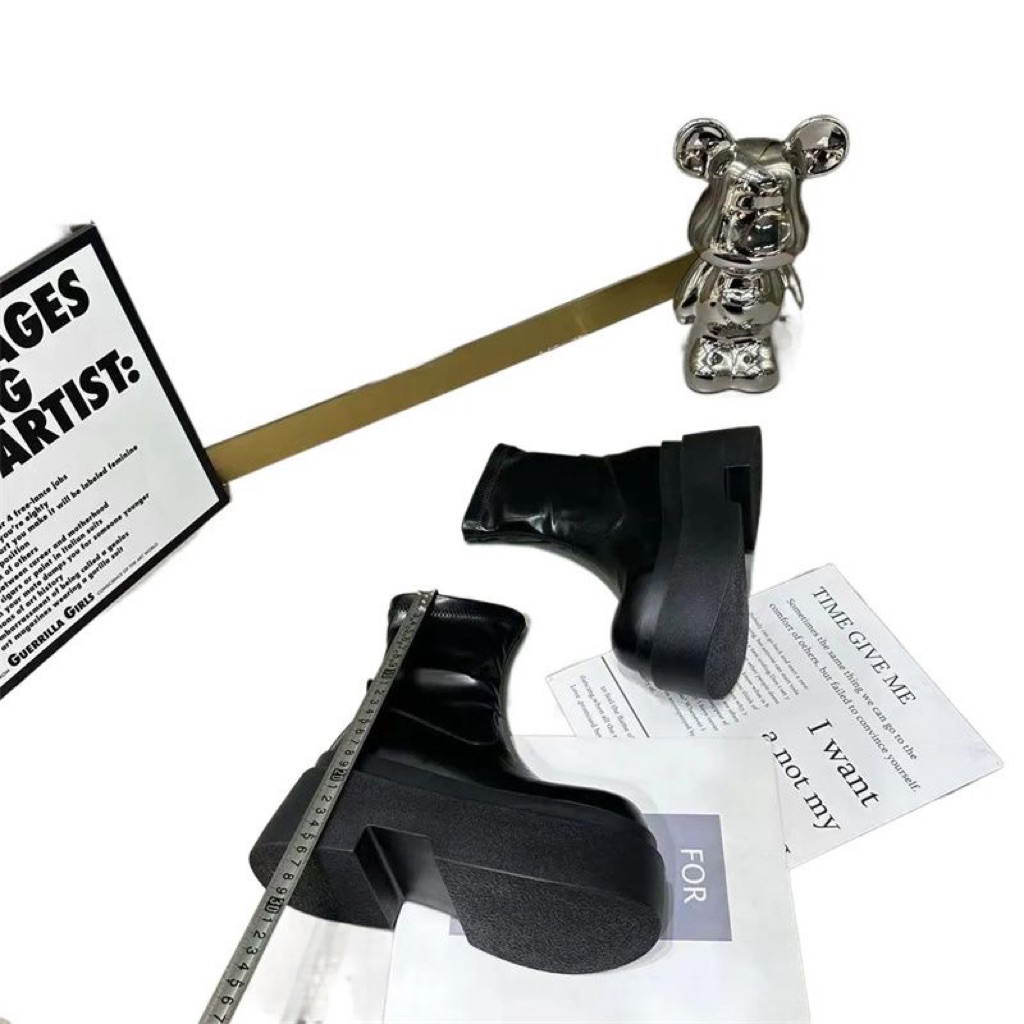 ( Có săn) Bốt Đế Độn Da Bóng Cực Sang Chảnh Cao 8cm(hàng quảng châu 100% hàng loại 1)