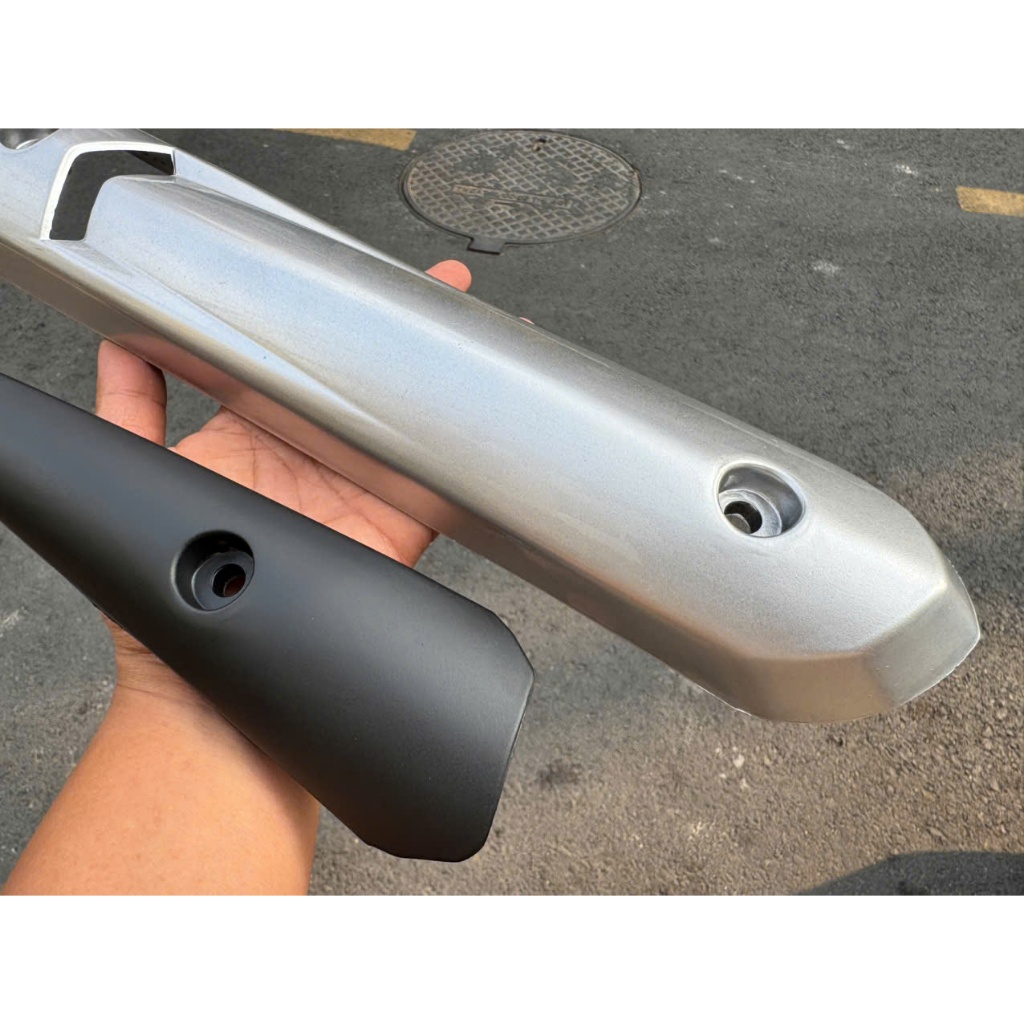 Ốp Pô Spark màu Bạc gắn Sirius